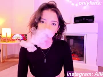webcam girl thecosmicgirl live cam image #4784418