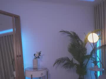 webcam girl gigi_ulala live cam image #11992596