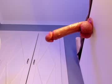 webcam girl izumi__li live cam image #4557825