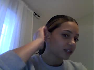 webcam girl lonelygirl__ live cam image #1609383