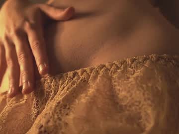 webcam girl bibi_it_is live cam image #3507492