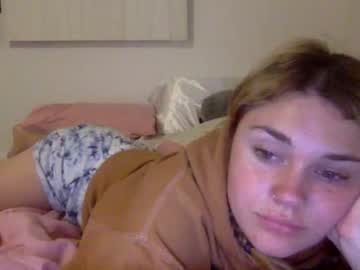webcam girl cassidyyqueen live cam image #5877695