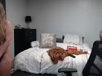 webcam couple ariaandjoelair live cam image #1816564
