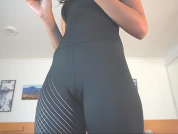 webcam girl camilitasu live cam image #1267327
