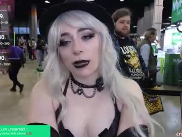 webcam girl crimsonkitten live cam image #12364819