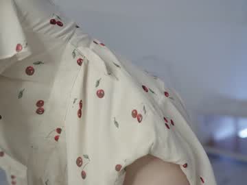 webcam girl floret_joy live cam image #8406501
