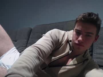 webcam man megamaxxxl live cam image #8518978