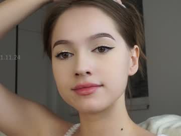webcam girl hecola live cam image #11015920