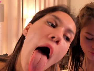 webcam couple margolori live cam image #3584386