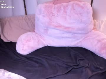 webcam girl clara_chan live cam image #6553629