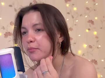 webcam girl tiny_miracle live cam image #8482506