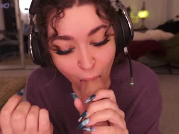 webcam girl evelynpiers live cam image #4665800