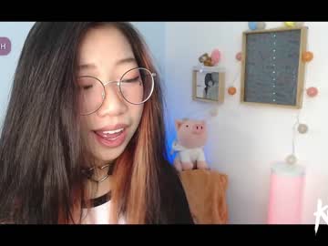 webcam girl kanna_hh live cam image #2875138