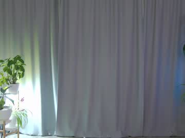 webcam girl katrin_sweeft live cam image #6778314