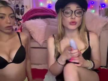 webcam couple gia05valentina live cam image #9879053