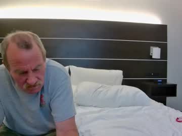 webcam couple alice_and_daddy live cam image #2051744