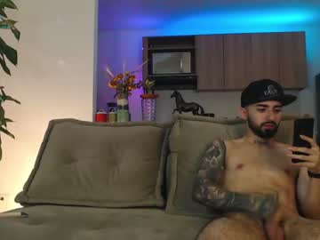 webcam man fratguysonline live cam image #7598641