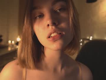 webcam girl bibi_it_is live cam image #2674976