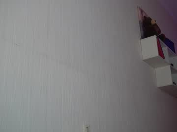 webcam girl rosyemily live cam image #8946128