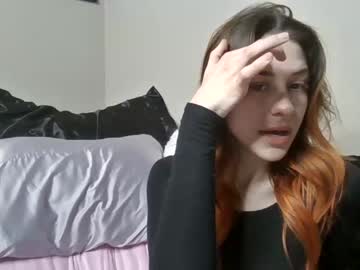 webcam girl milkywhiiite live cam image #3223772