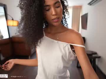 webcam girl amnie_ live cam image #12017313