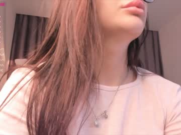 webcam girl cinacramby live cam image #6160373