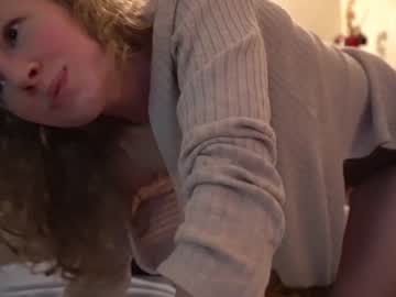 webcam girl sistinehashands live cam image #4852500