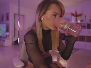 webcam girl hannahjames710 live cam image #6281499