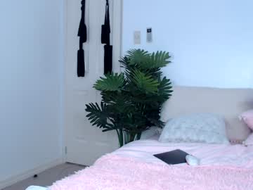 webcam girl allforshow93 live cam image #3671985