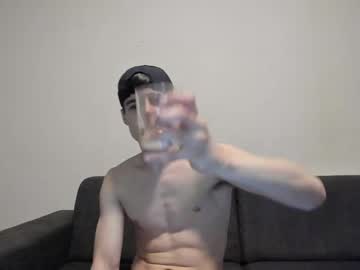 webcam man skinnyguywithbigd live cam image #8875971