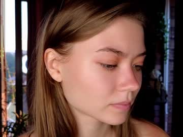 webcam girl diora_babe live cam image #9550227