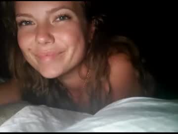 webcam girl kosmickate live cam image #4303978