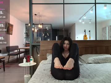 webcam girl milla_jo live cam image #12523466