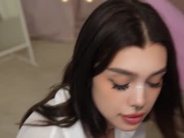 webcam girl karina_amiri live cam image #10075648