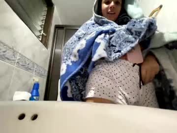 webcam girl _paulah live cam image #10461278