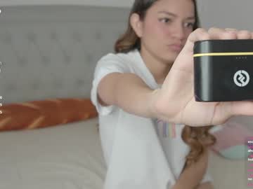 webcam girl mila_1 live cam image #11594472