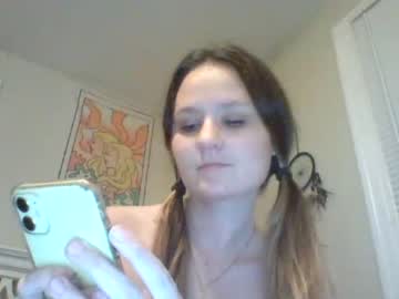 webcam girl brittbratt24 live cam image #3986802