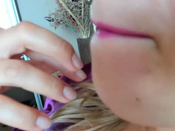 webcam girl larissa4 live cam image #6023527