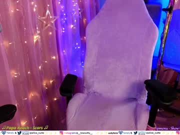 webcam girl _biscuitty live cam image #9189368