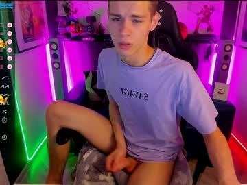 webcam man brad_bert live cam image #6618707