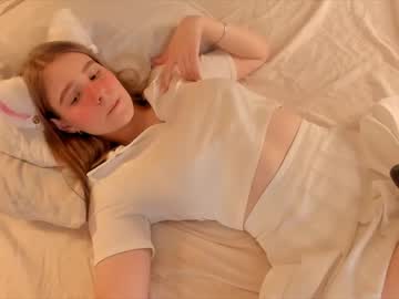 webcam girl crystalreves live cam image #2104391