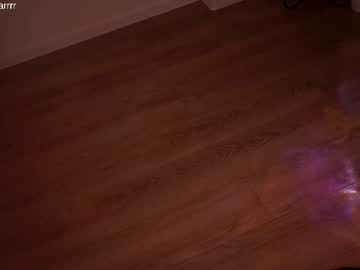 webcam girl shiningstarrr live cam image #12393435