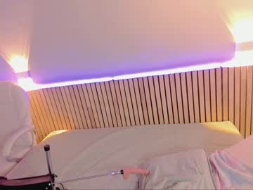 webcam girl little_effy18 live cam image #7748486