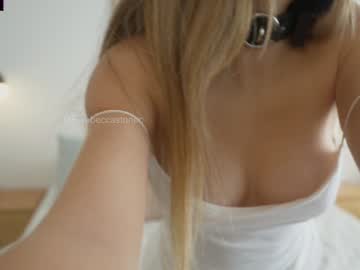 webcam girl rebeccastonee live cam image #11694829