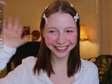 webcam girl delorathecookie live cam image #11399488