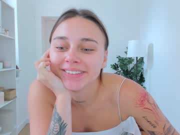 webcam girl eleonora_linn_ live cam image #10599068
