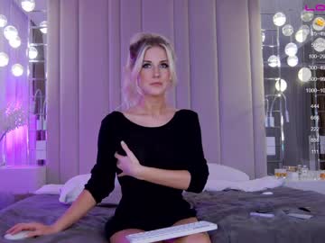 webcam girl krissone live cam image #3181117