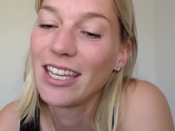 webcam couple joannadea live cam image #4124287