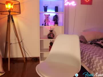 webcam girl lindabluee live cam image #4054990