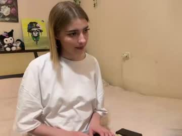webcam girl redbull_girl live cam image #9032383
